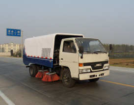 CSC5060TSLJ扫路车